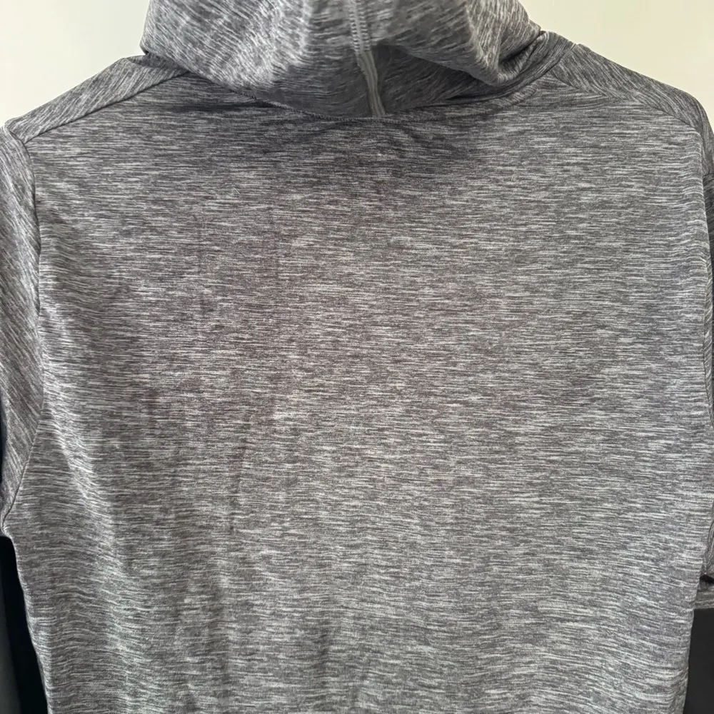 Alo Gray and Black Hooded Sweatshirt - Image 6