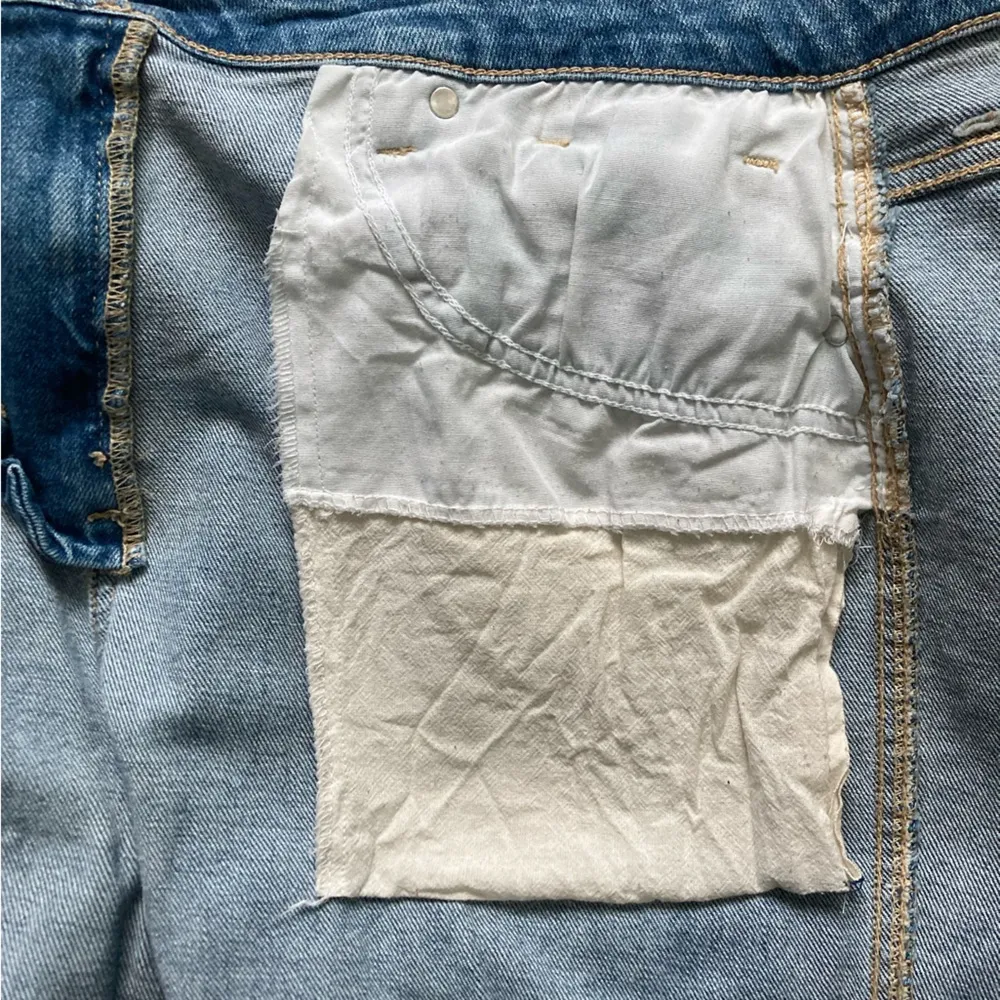 Free People relaxed skinny/straight leg jeans high rise size 31 - Image 5