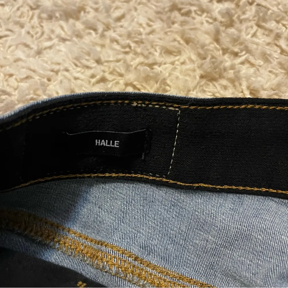 True Religion Distressed Halle Jeans size 31W - Image 5