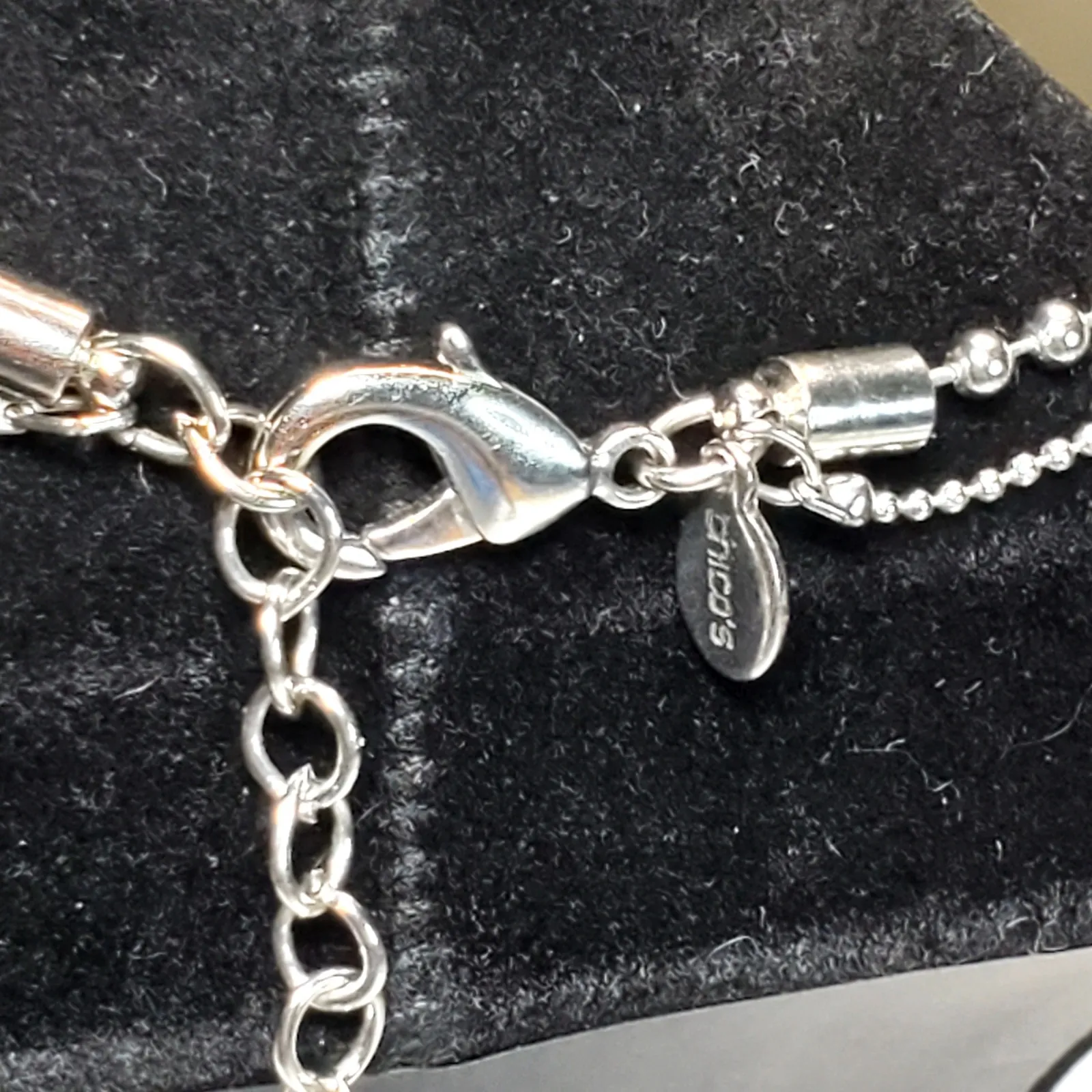 Chico’s Roxi Double Chain Silver Tone Medallion Pendant 24" - Image 8