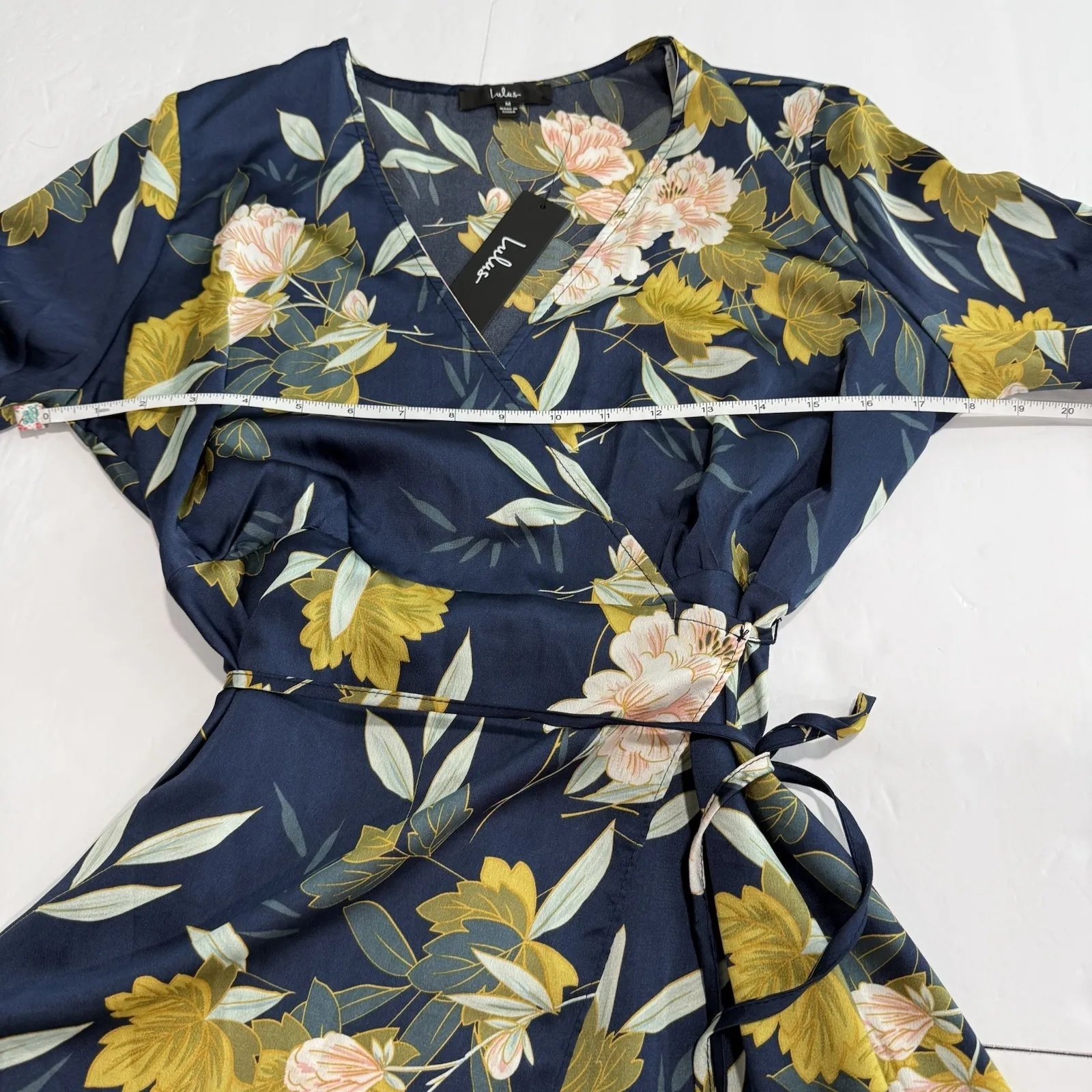 NWT Lulus Love is Life Navy Blue Floral Satin Long Sleeve Wrap Dress MEDIUM - Image 10