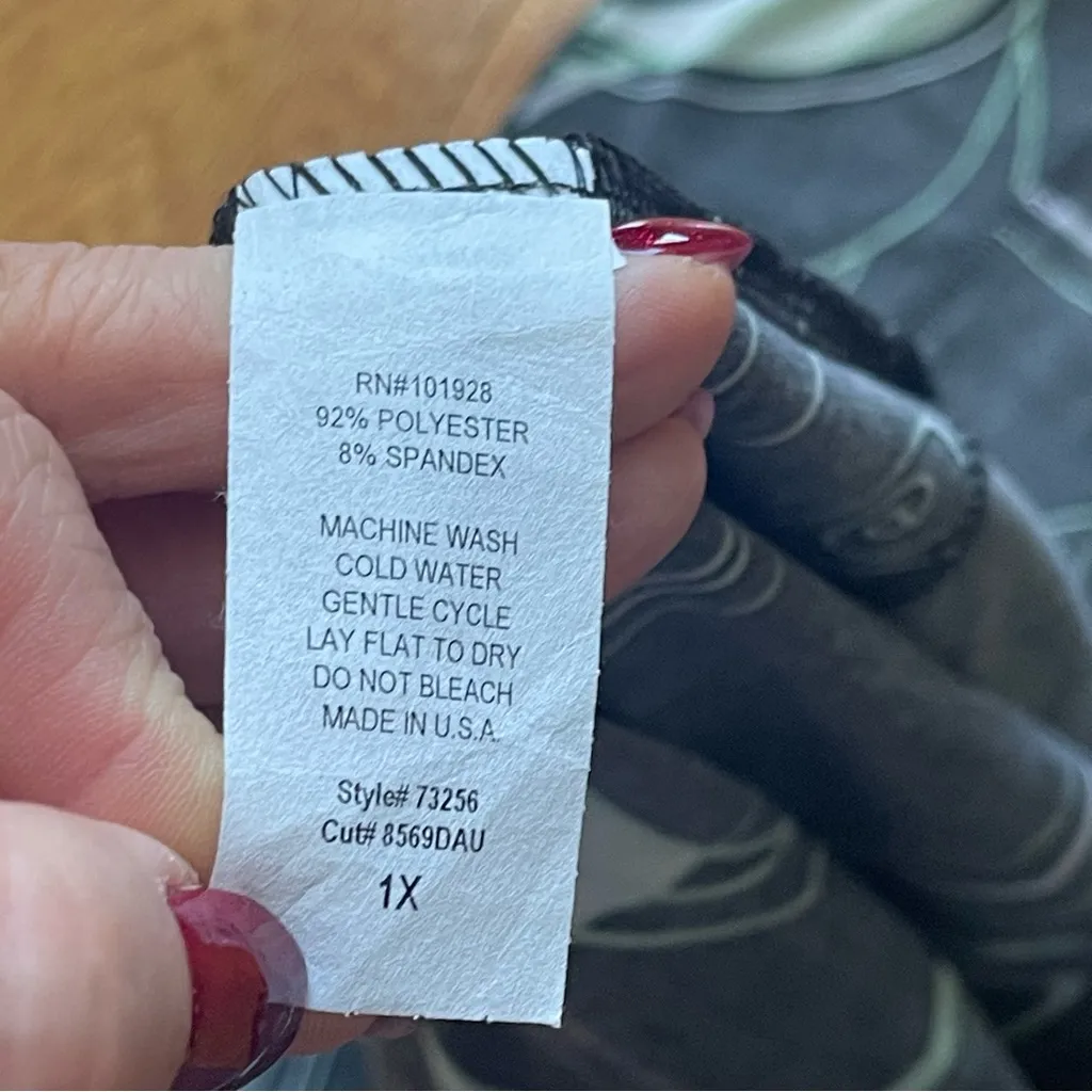 Susan Lawrence 2-Piece Skirt & Top Set Black Green Abstract Print - Size 1X-2X - Image 12