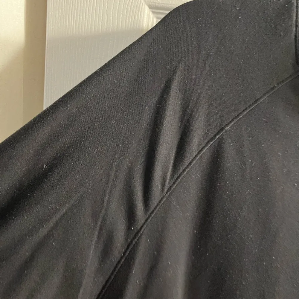 GAP Black Crewneck Top M - Image 5