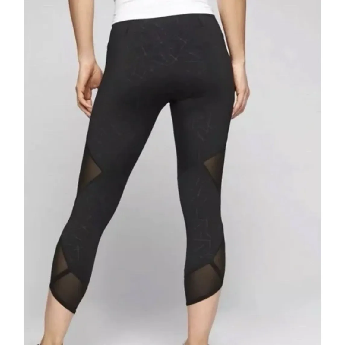 Athleta Women's Black Aura Sonar Athletic Athleisure Capri Leggings Size XS #‎ - Image 2