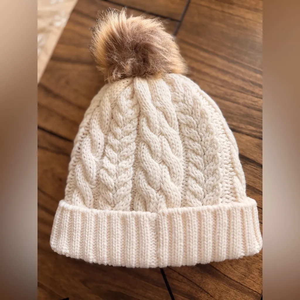 Timberland Logo Womens Cream Cable Knit Cuff Hat With Pom Pom NEW offers ok - Image 7