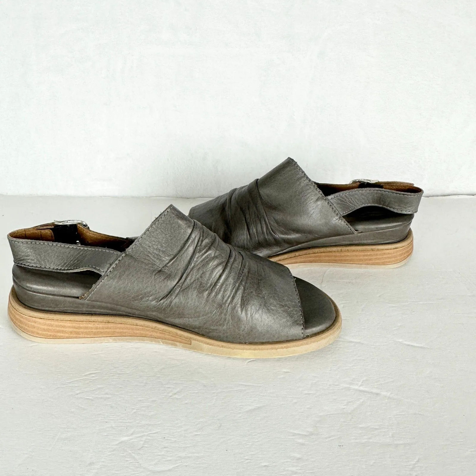 Miz Mooz Cornwall Sandal Size 36 US 6 Leather Slingback Grey - Image 3