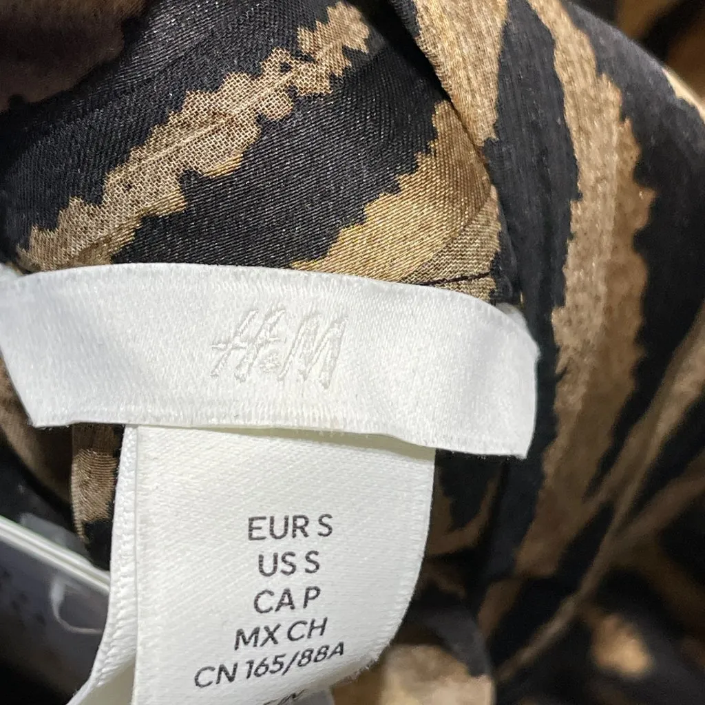 New H & M Women's Blouse Brown Black Leopard Size S Small Mock Neck - Image 7