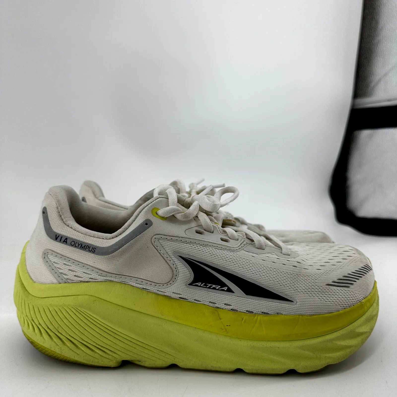 Altra Via Olympus Road Running Shoes Zero Drop EGO MAX White Yellow 6.5 - Image 2