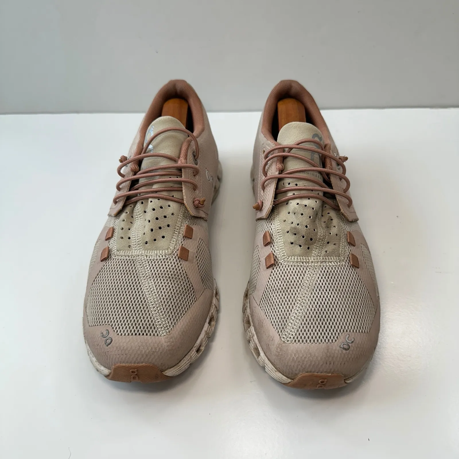 On Cloud Running Shoes Lightweight‎ Athletic Sneakers Comfort Women's 8 Tan - Image 2