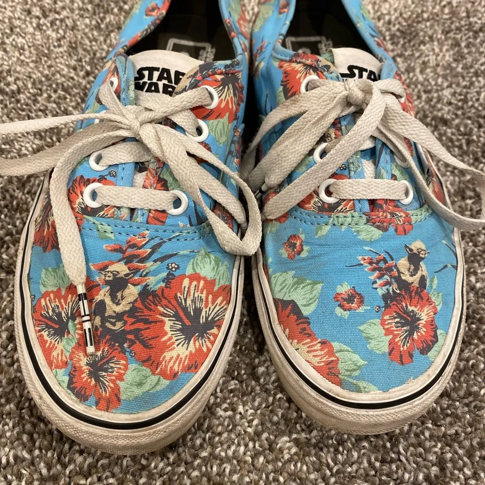 Vans Star Wars Authentic Yoda Hawaii Aloha Blue Flowers Print Sneakers - Image 3