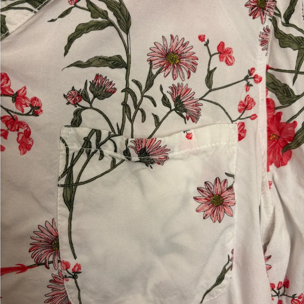 George White Floral Button - Image 4