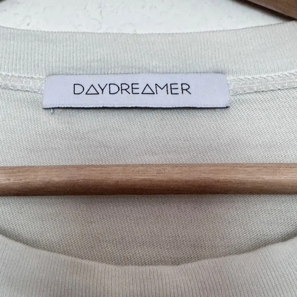 Daydreamer Rainbow Tie Dye Cropped Long Sleeve Tee size M‎ - Image 3