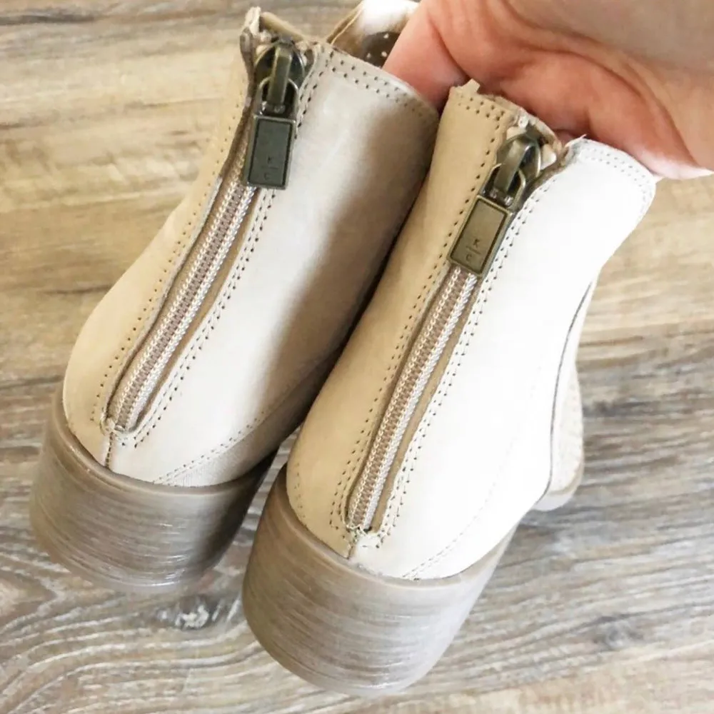 Kenneth Cole Women’s Size 10 Sand Tan Salt Laser Cut Gore Ankle Booties - Image 8