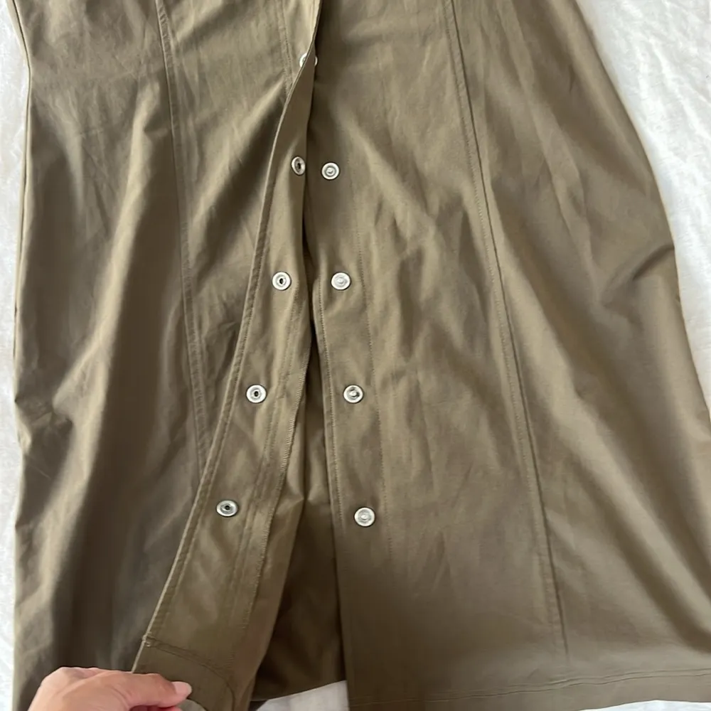 LUCY Active Adventure Dress Olive Green Short Sleeve Button Down Flex Size L Size L - Image 5