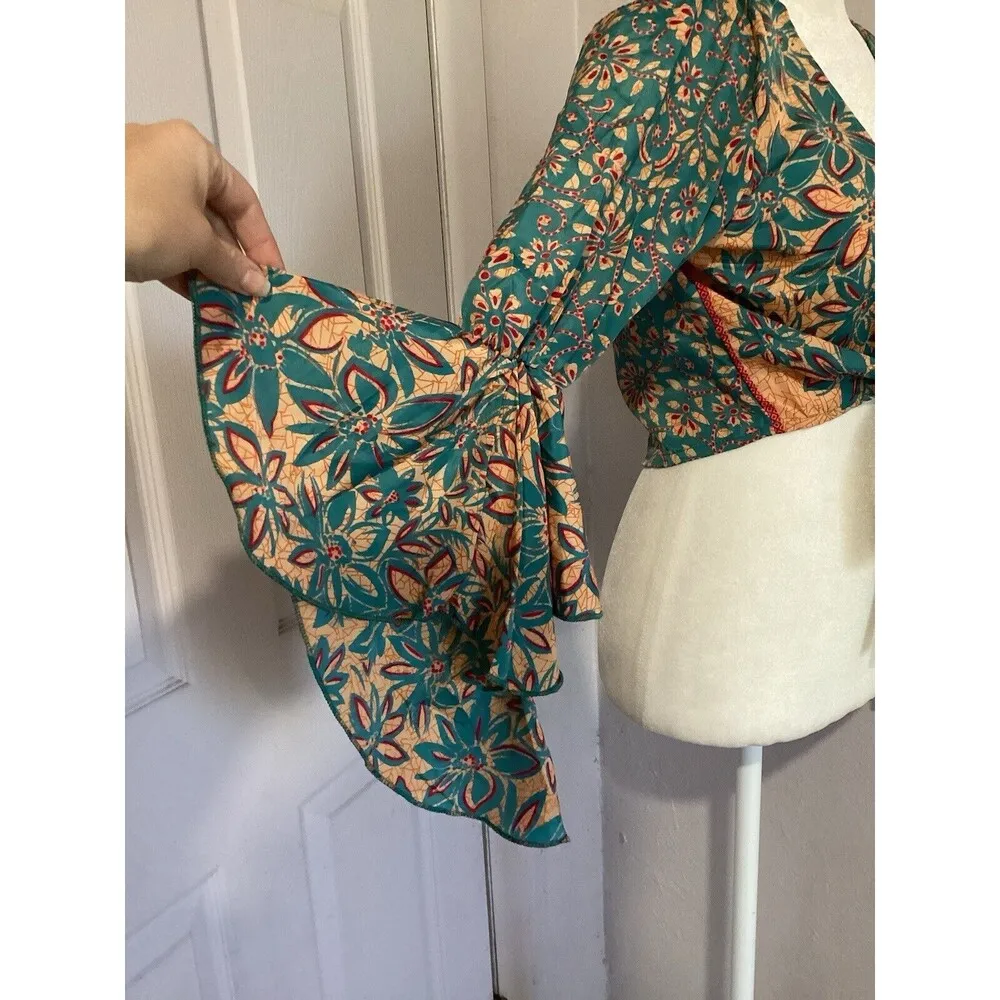 Rasa Anthropologie Blue Beige Floral Satin Flutter Sleeve Tie Waist Blouse XS - Image 4