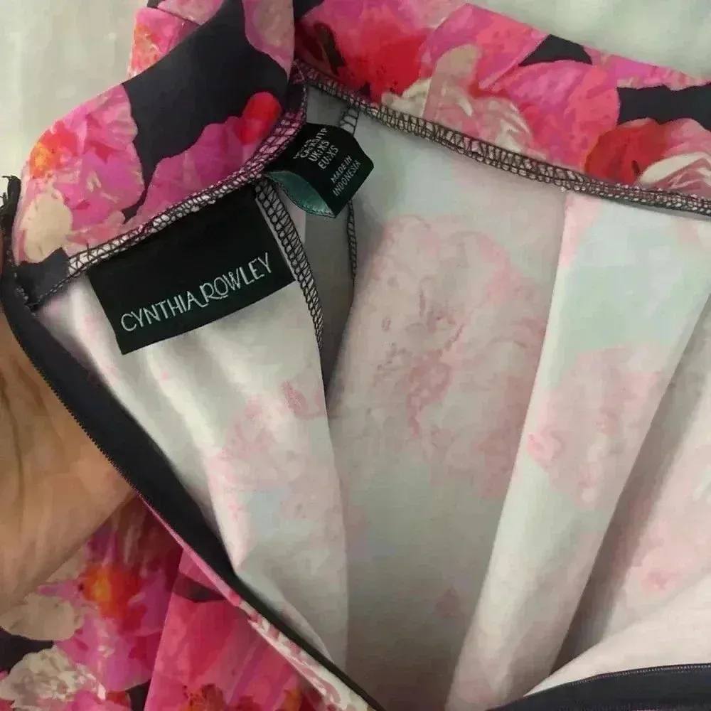 Cynthia Rowley- Fit and flare floral skirt- pockets-Size XSmall - Image 3