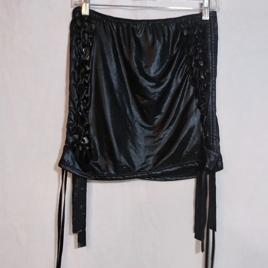 Black Sheen Lace - Image 4