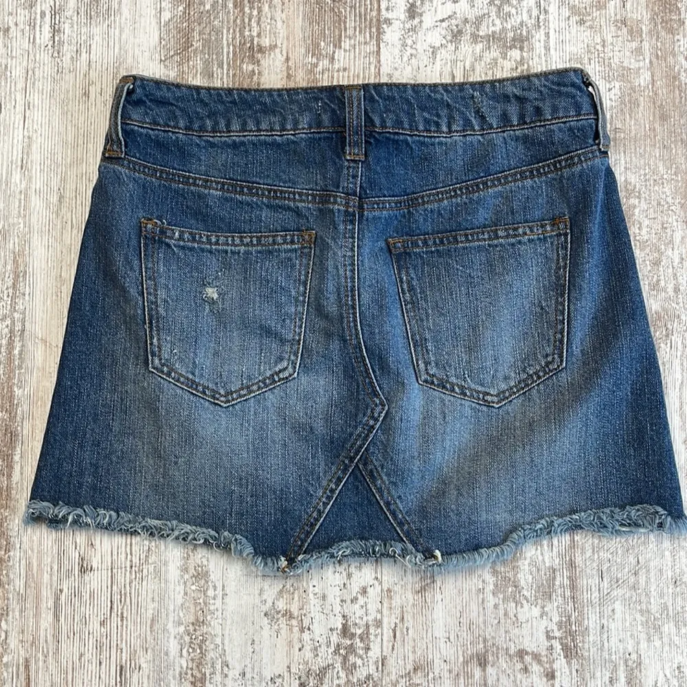 Altar’d State Distressed Button Fly Raw Hem Denim Jean Mini Skirt Size XS - Image 7