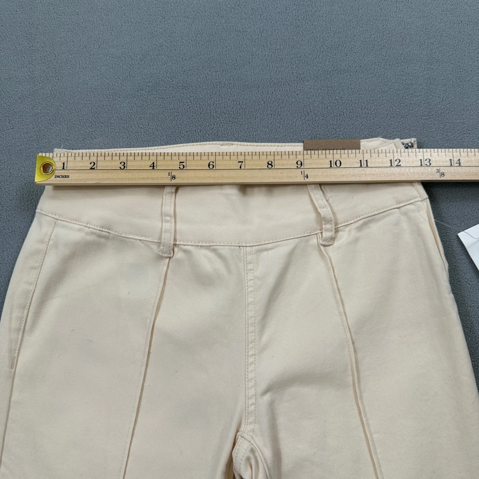 NWT Pacsun Pants 24 Womens Ecru Stretch Low Rise Flared Leg Figure Hugging Jeans - Image 5