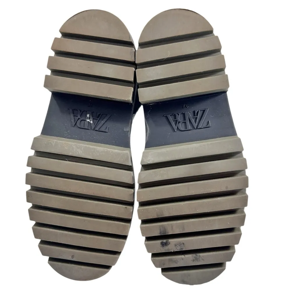 ZARA Chelsea Chunky Black Leather Ankle Boots - Image 8