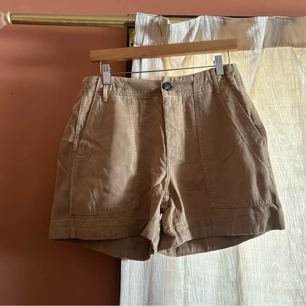 Everlane The Utility Short in Buttersoft Tencel Lyocell Cornstalk Tan NEW Size 4 - Image 2