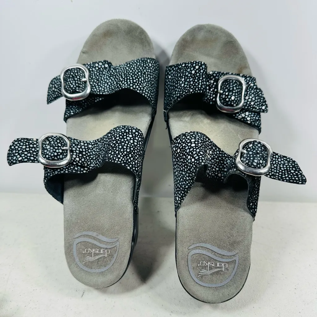 Dansko Sandal Black Sparkle Flake Slip - Image 6