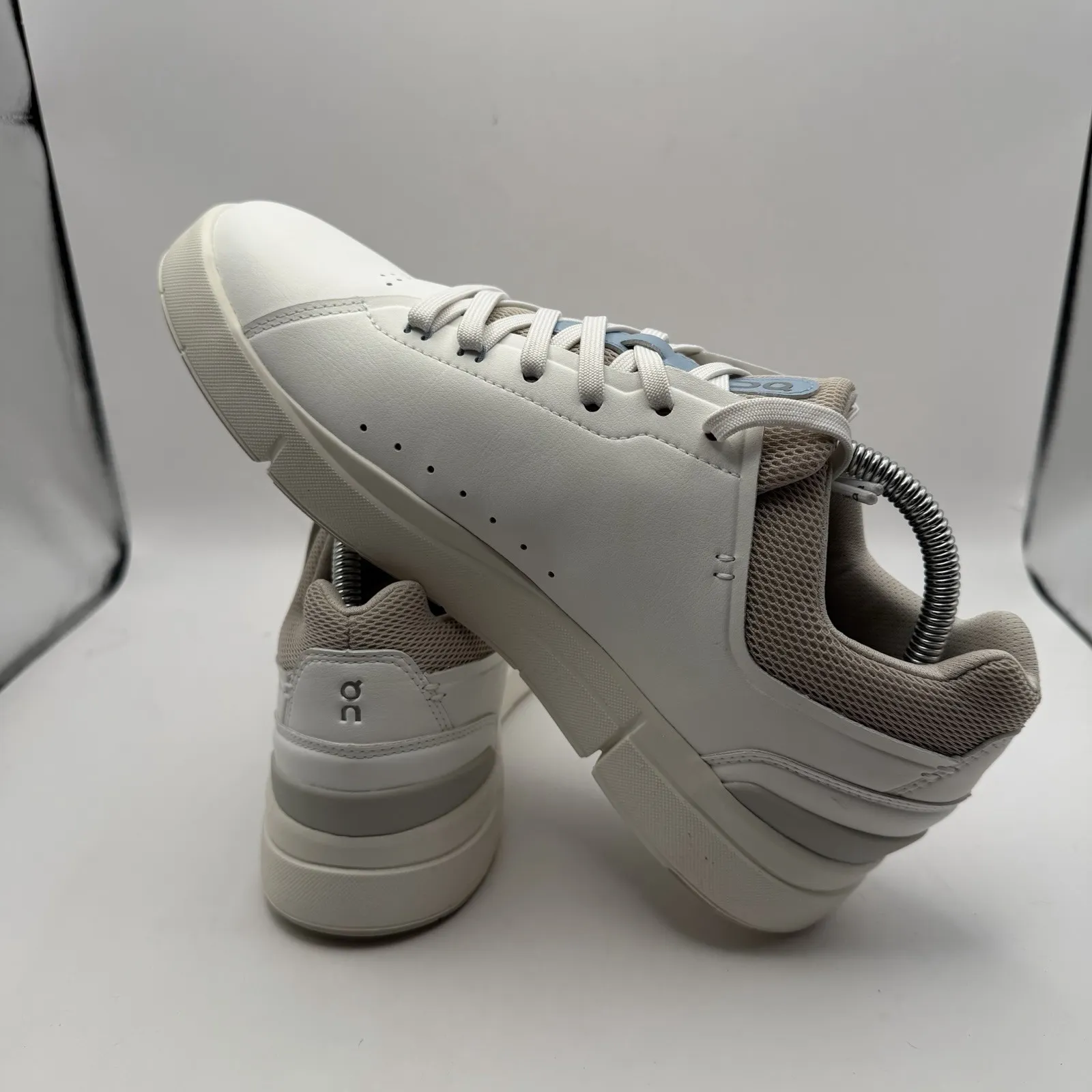 NIB Women's THE ROGER Advantage Tennis Sneaker Size 9.5 White/Sand White - Image 6