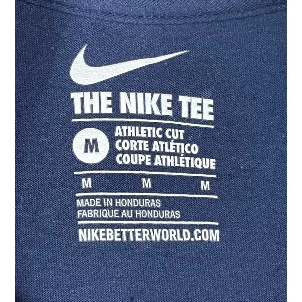 NWT Nike Women's Fresno State Short Sleeve Crewneck Tee Navy Size M Medium - Image 3