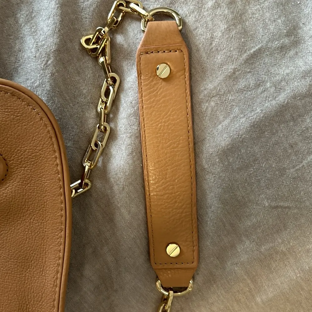 Tory Burch 'Amanda' Logo Flap Clutch in Royal Tan - Image 7