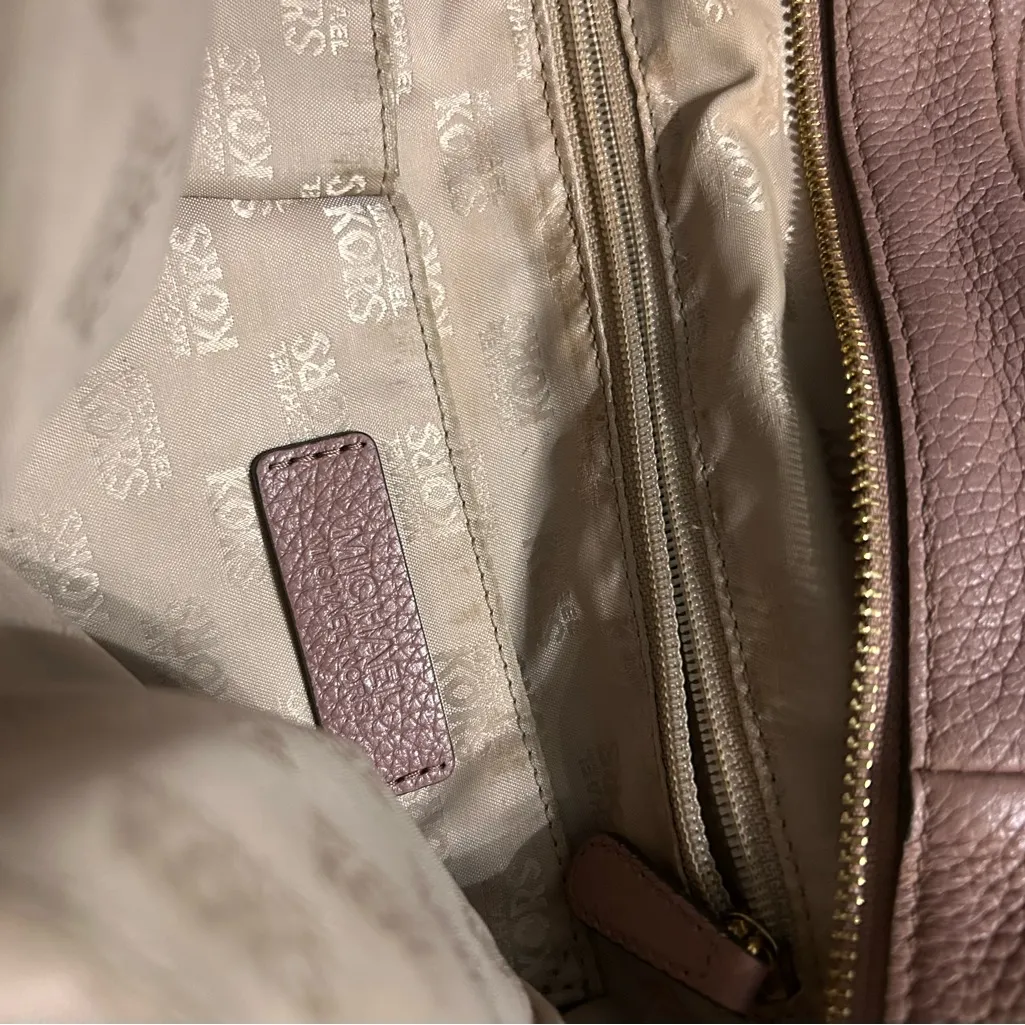 Michael Kors Brown mauve Hobo Bag with Pebbled Leather‎ and MK Charm - Image 4