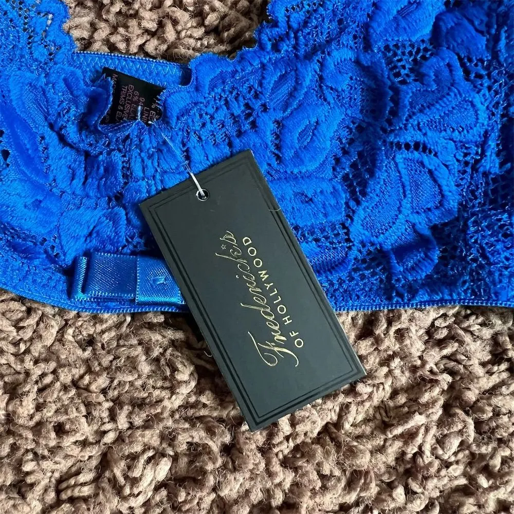 Frederick's of Hollywood Women's Blue Lace Size Small NWT - Image 3