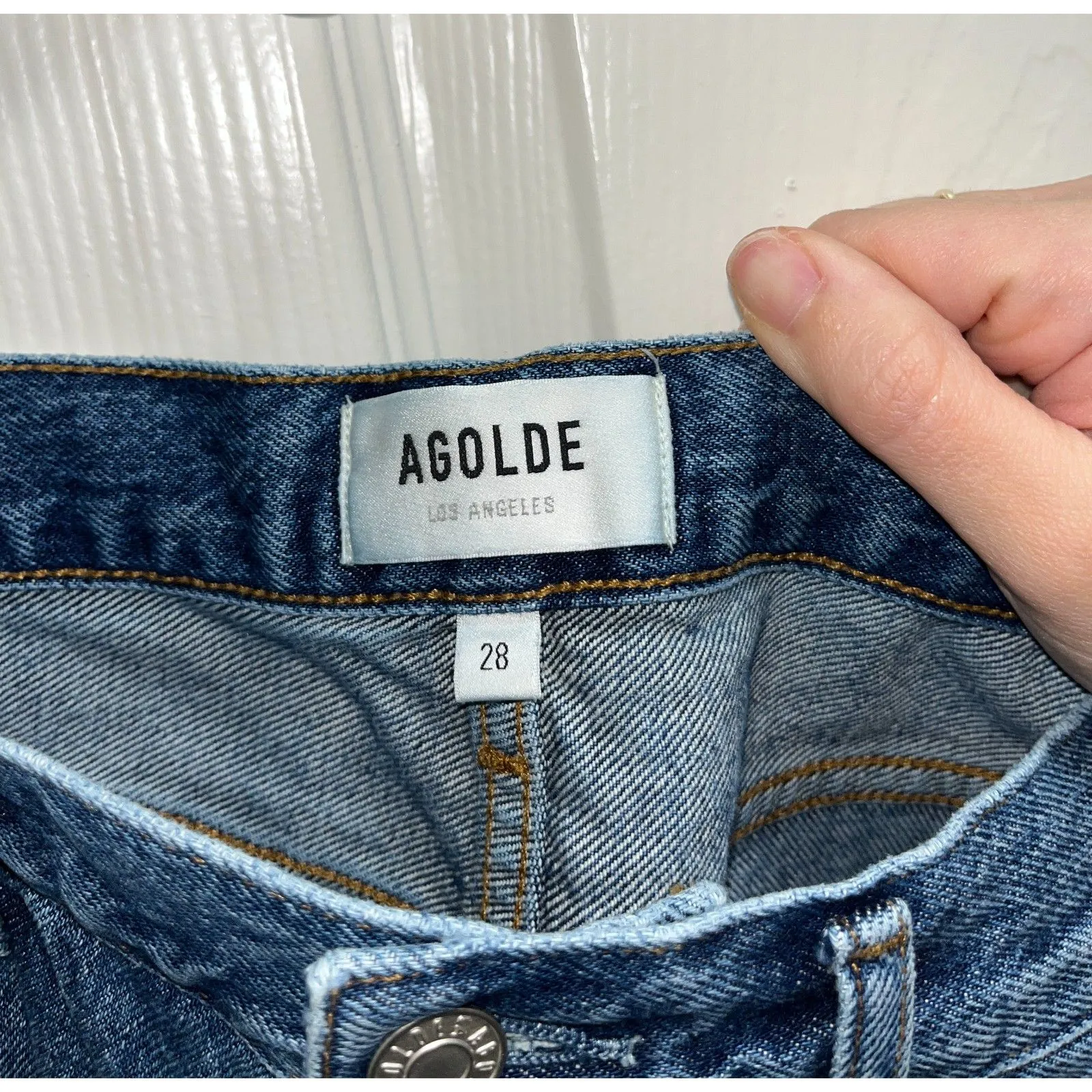 Agolde Parker Denim Shorts Medium Wash Size 28 100% Organic Cotton Trendy - Image 3