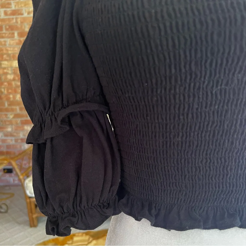 HYFVE Top Cropped Puff Sleeve Smocked Black S Trendy Romantic Feminine Chic - Image 5