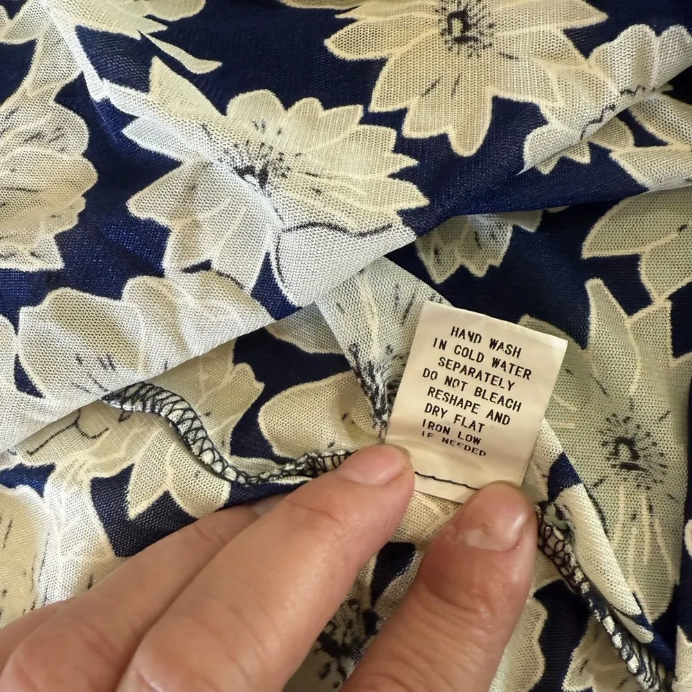 Floral Sleeveless Dress in Navy and Cream Blue Size XL - Image 5