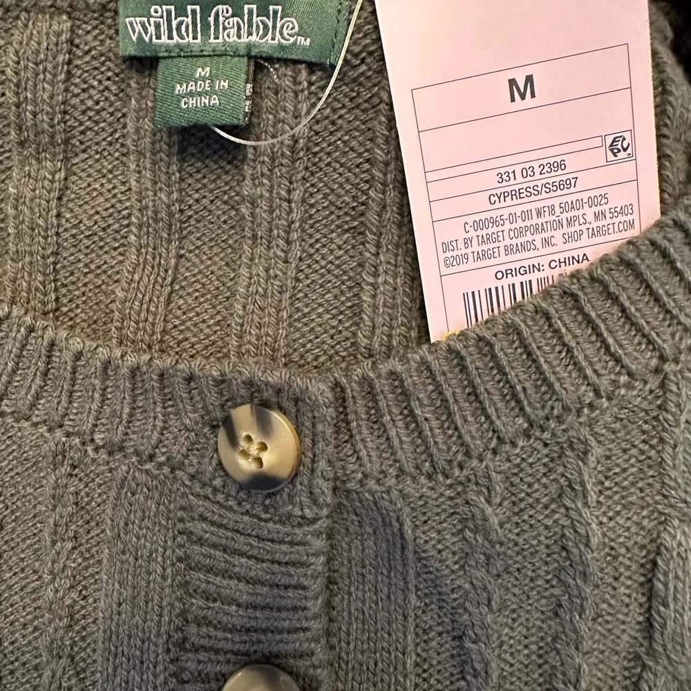 Wild Fable Women’s Button Up Sweater Cypress NWT Medium - Image 3