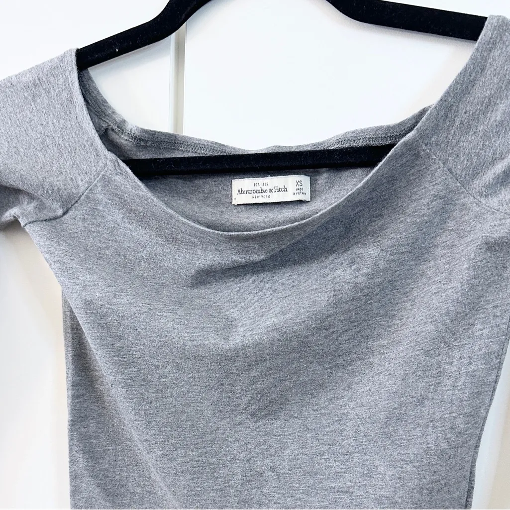 Vintage y2k Abercrombie & Fitch Long Sleeve Crop Top - Grey - XS - Image 6