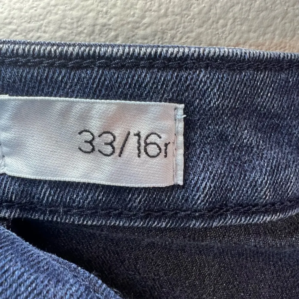 Gap 1969 Pleated Cuffed Jean Shorts Dark Blue Denim Stretch Womens Sz 38in Waist - Image 8