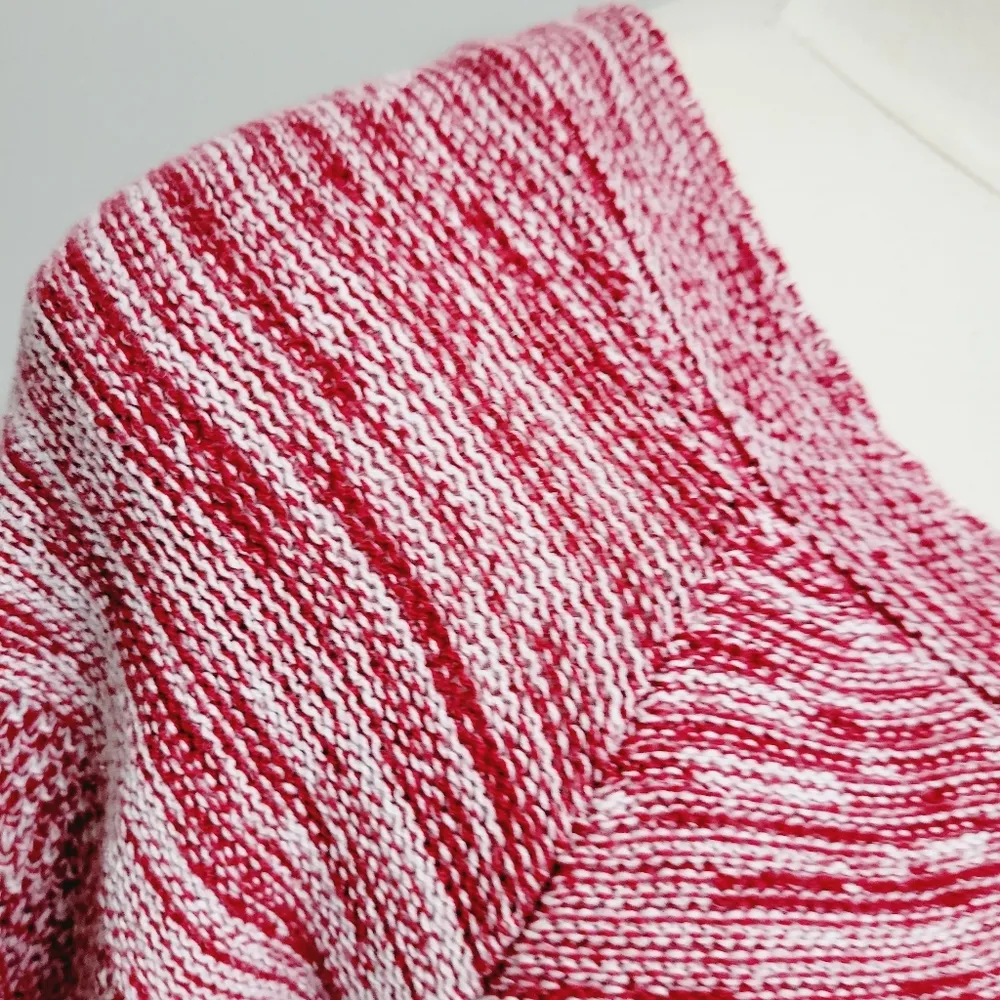 St. John's Bay rumba red marled scoopneck sweater size large - Image 3