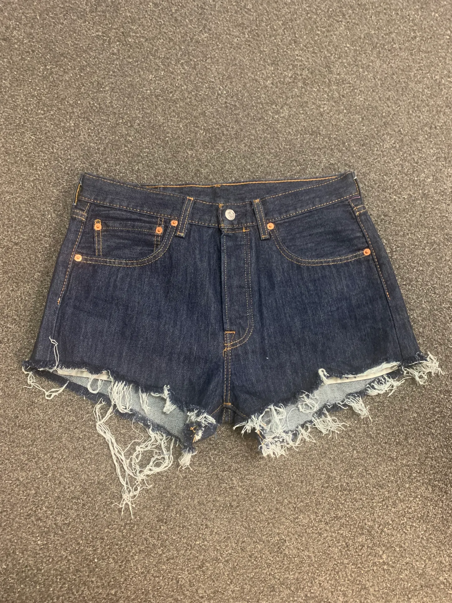 Vintage 501 Levi's shorts - Image 2