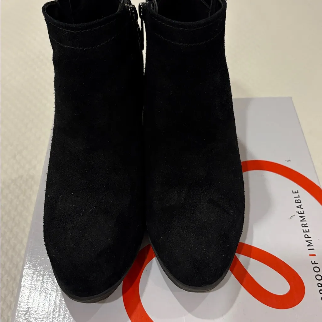 Blondo Black Suede Ankle Booties - Image 6