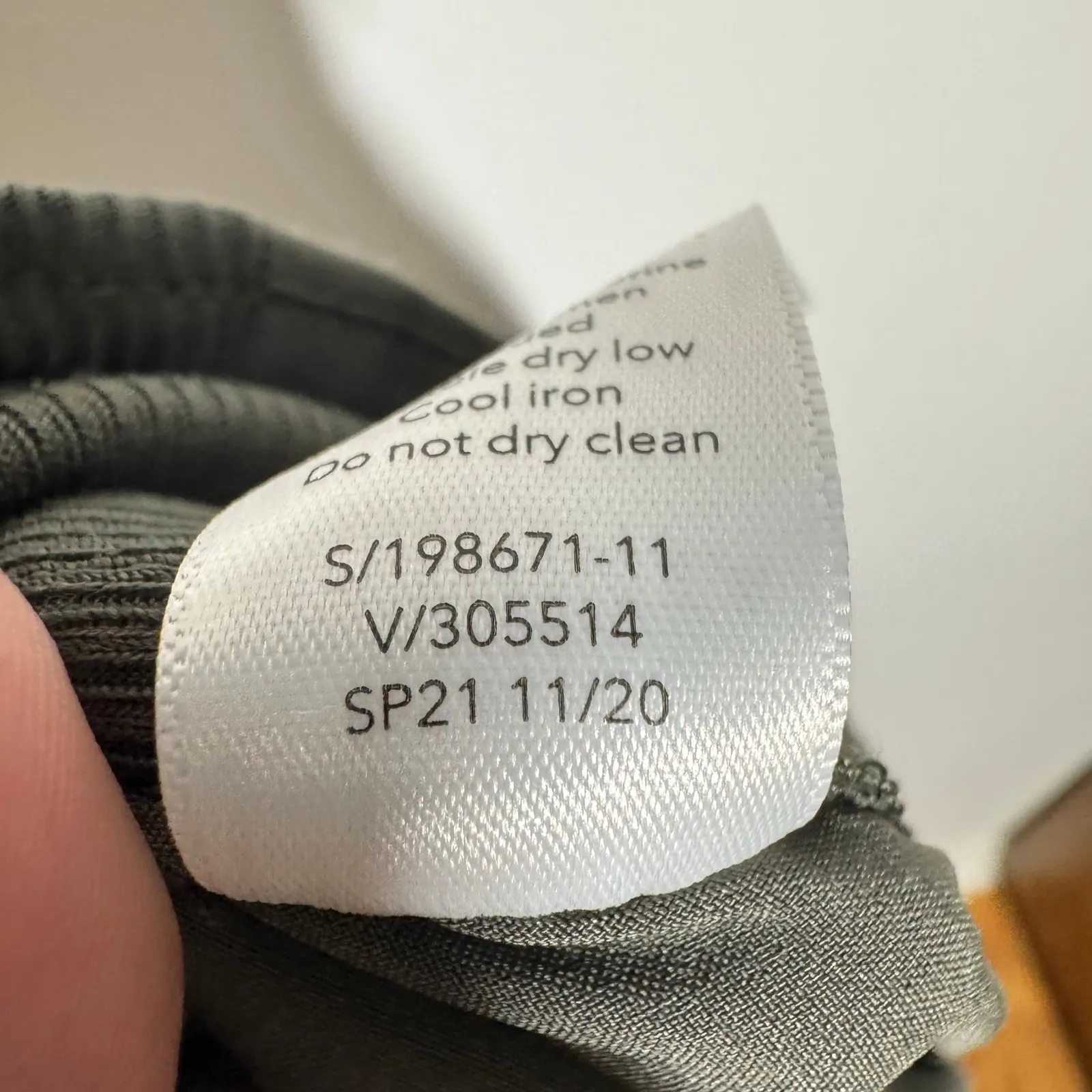 Athleta Brooklyn Ankle Pant Women 10T Mountain Green Wrinkle Resistant Stretch - Image 5