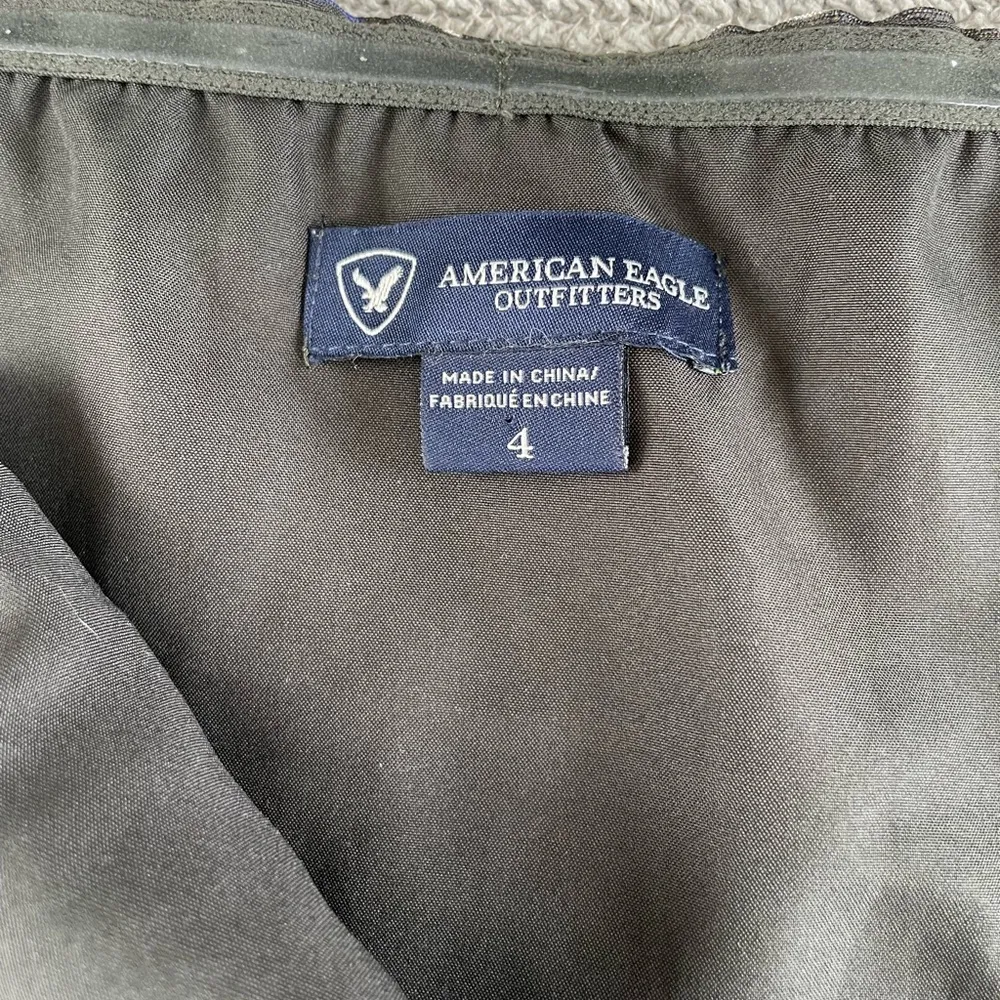 American Eagle Dark Gray Metallic Floral Strapless Structured Mini Dress Sz 4 - Image 4