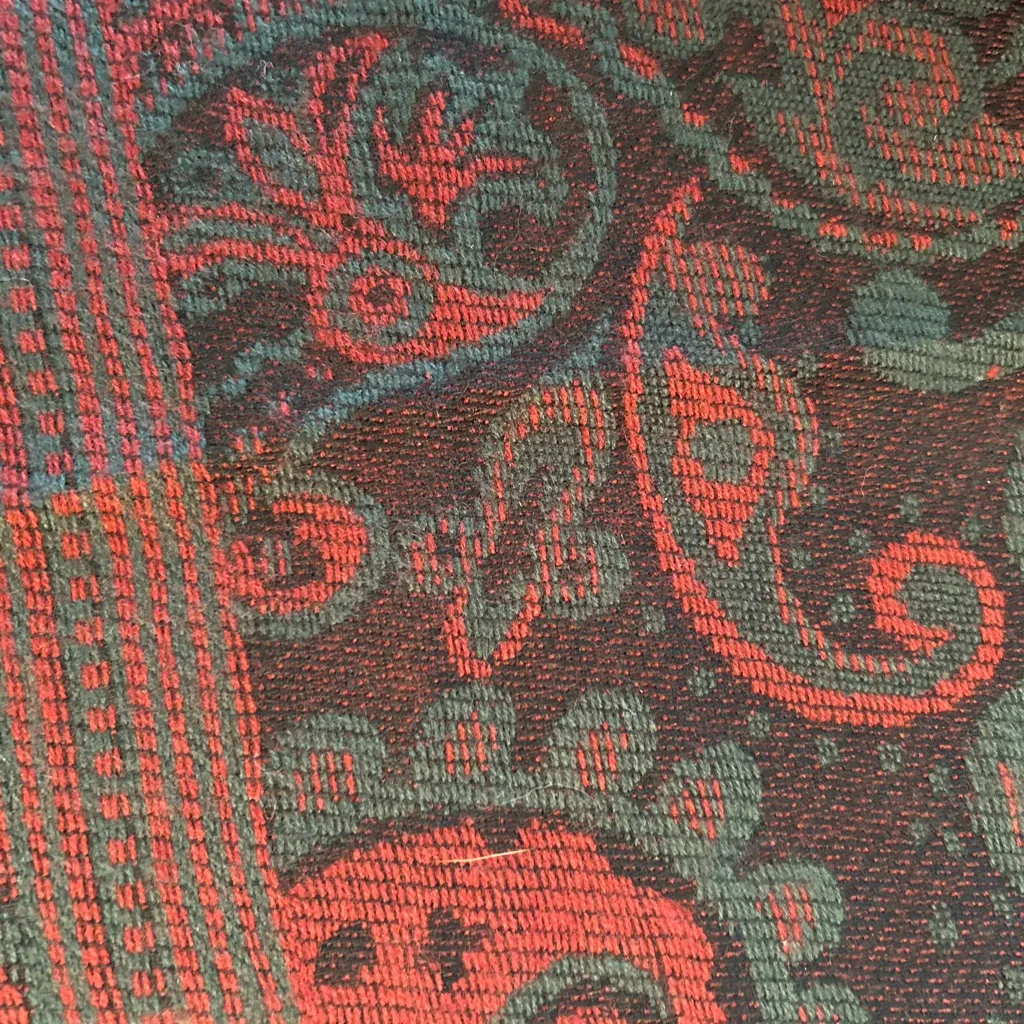 Pierre Cardin Red and Gray Cashmere Finish Muffler 12” x 52” fringe - Image 7