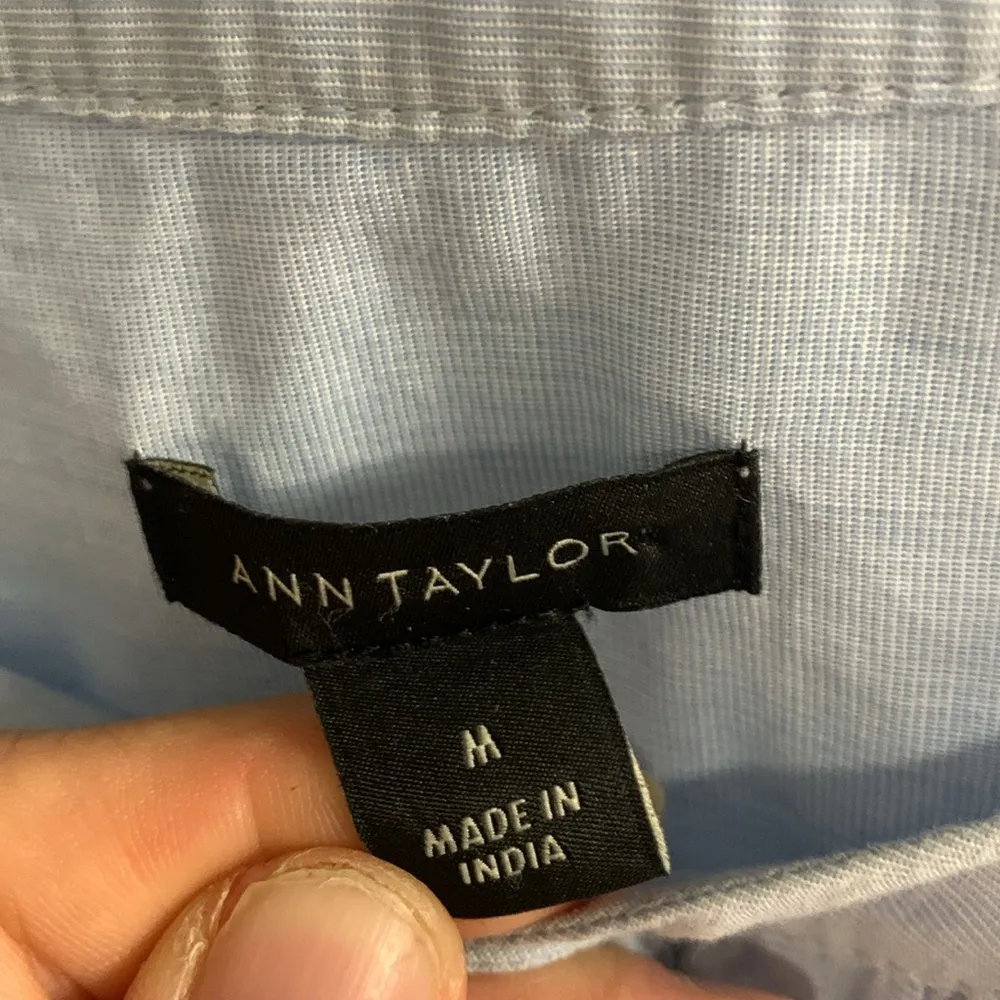 LOFT Embroidered Puffy Sleeve Top Size M - Image 4