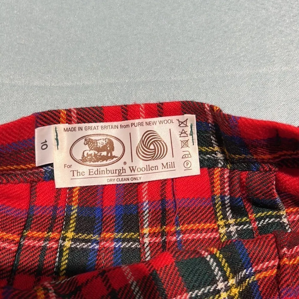Tartan Plaid Scottish Kilt Skirt Vintage by the Edinburg woolen mill company D40 Red Size XS - Image 9