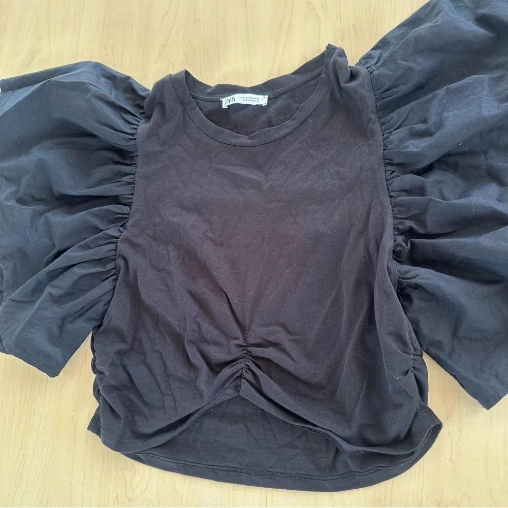 Zara Black Ruffle Sleeve Crop Top - Image 8