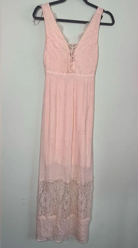 Forever 21 Blush Lace Maxi Small Dress - Image 12