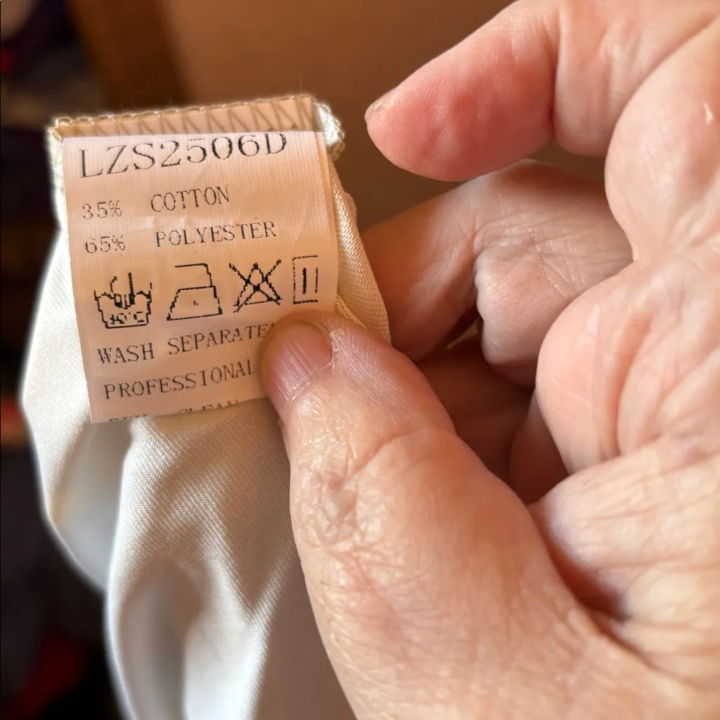 Chic me junior Gray and Yellow Floral Bodysuit large - Image 4