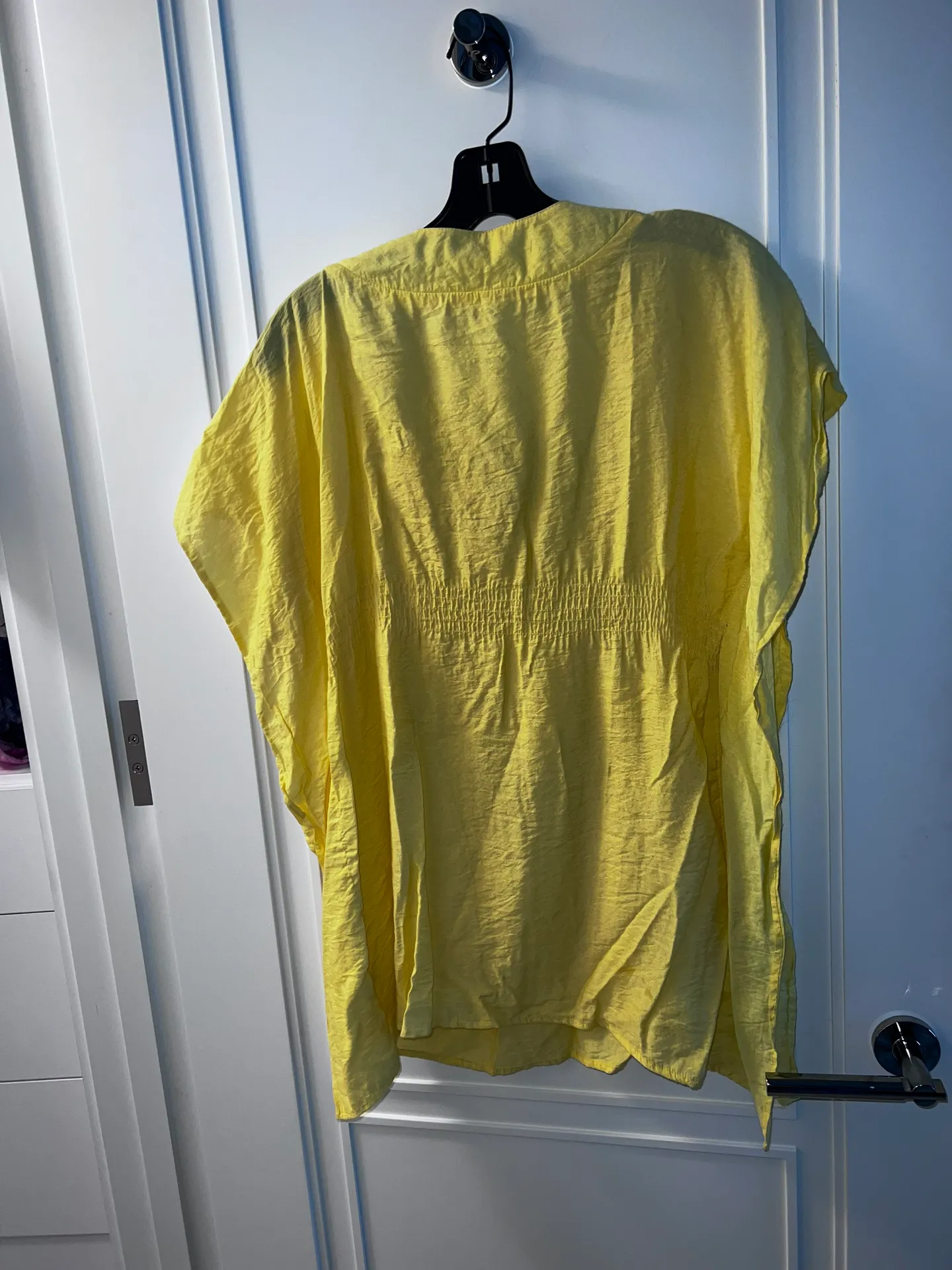 Yellow cover - Image 2