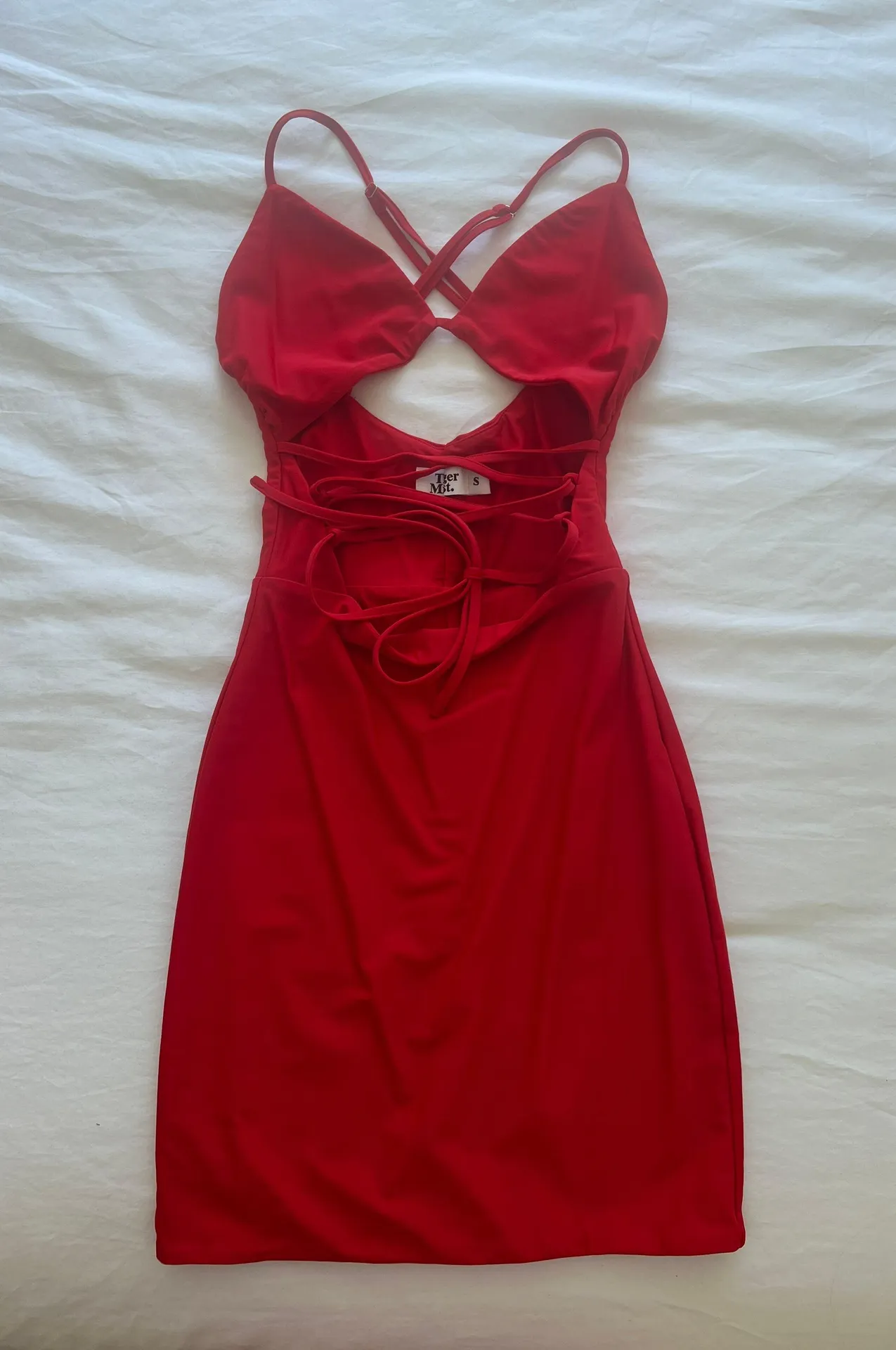 Kelsey Red Bodycon Dress - Image 3